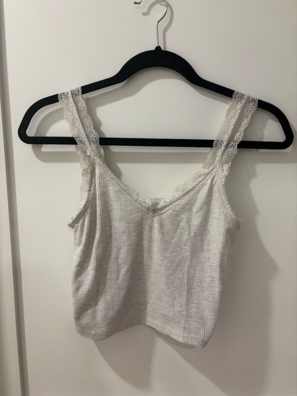 American Eagle Outfitters Ribbed Lace-Trim Tank Top in Cream